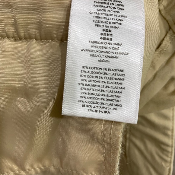 Michael Kors Womens 4 Shorts Tan - Picture 3 of 6